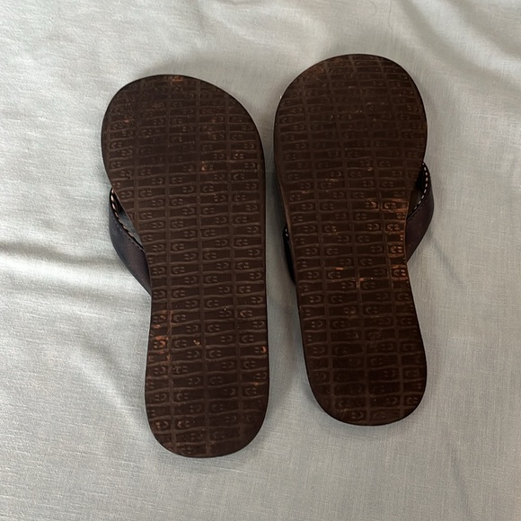 Sanuk sandal size 8 - Picture 2 of 4